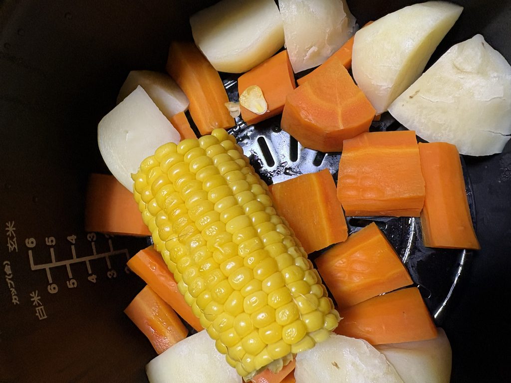 ティファールの電気圧力鍋ラクラクッカーで作る温野菜